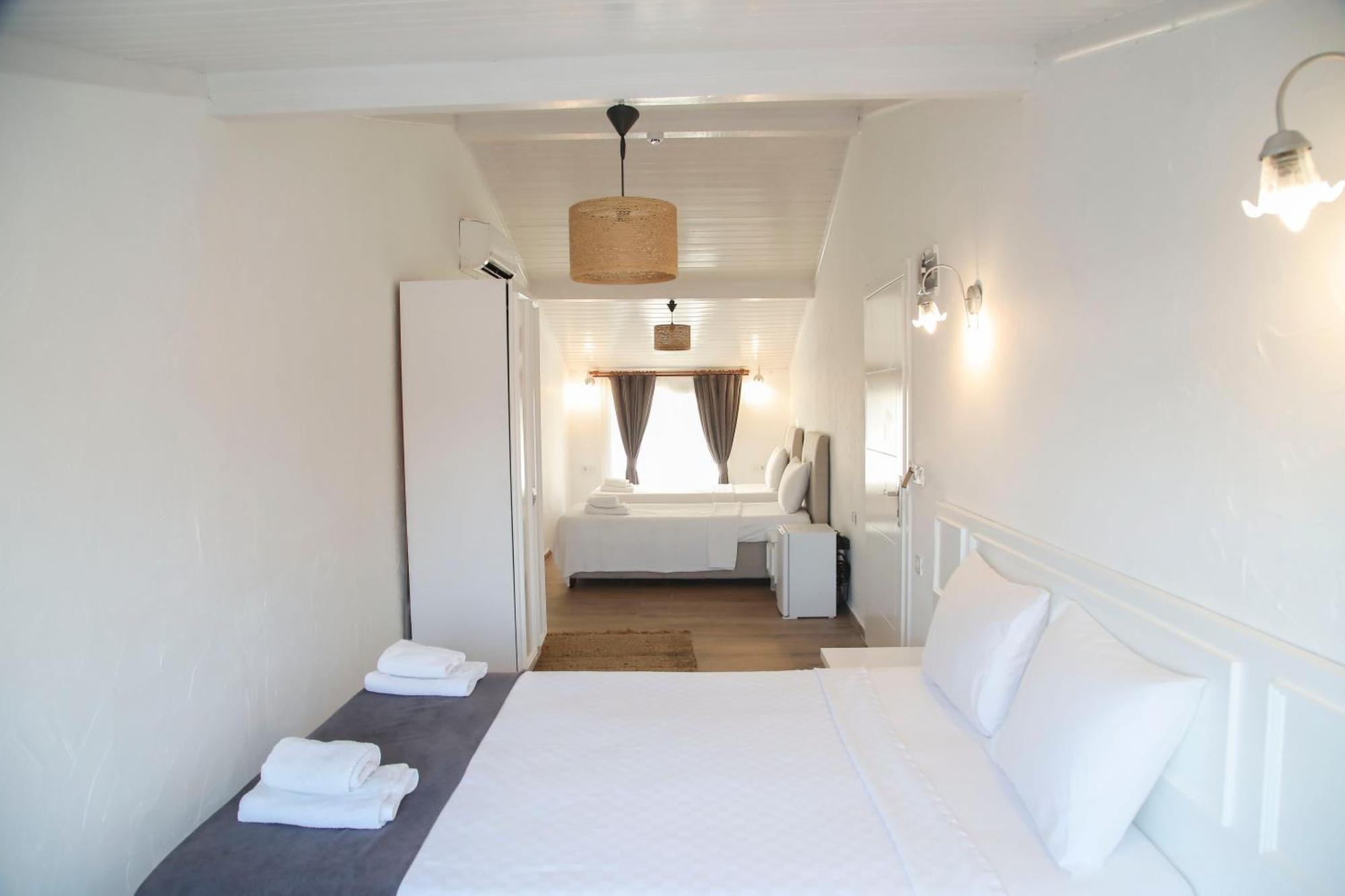 Londia Otel Alaçatı Ngoại thất bức ảnh