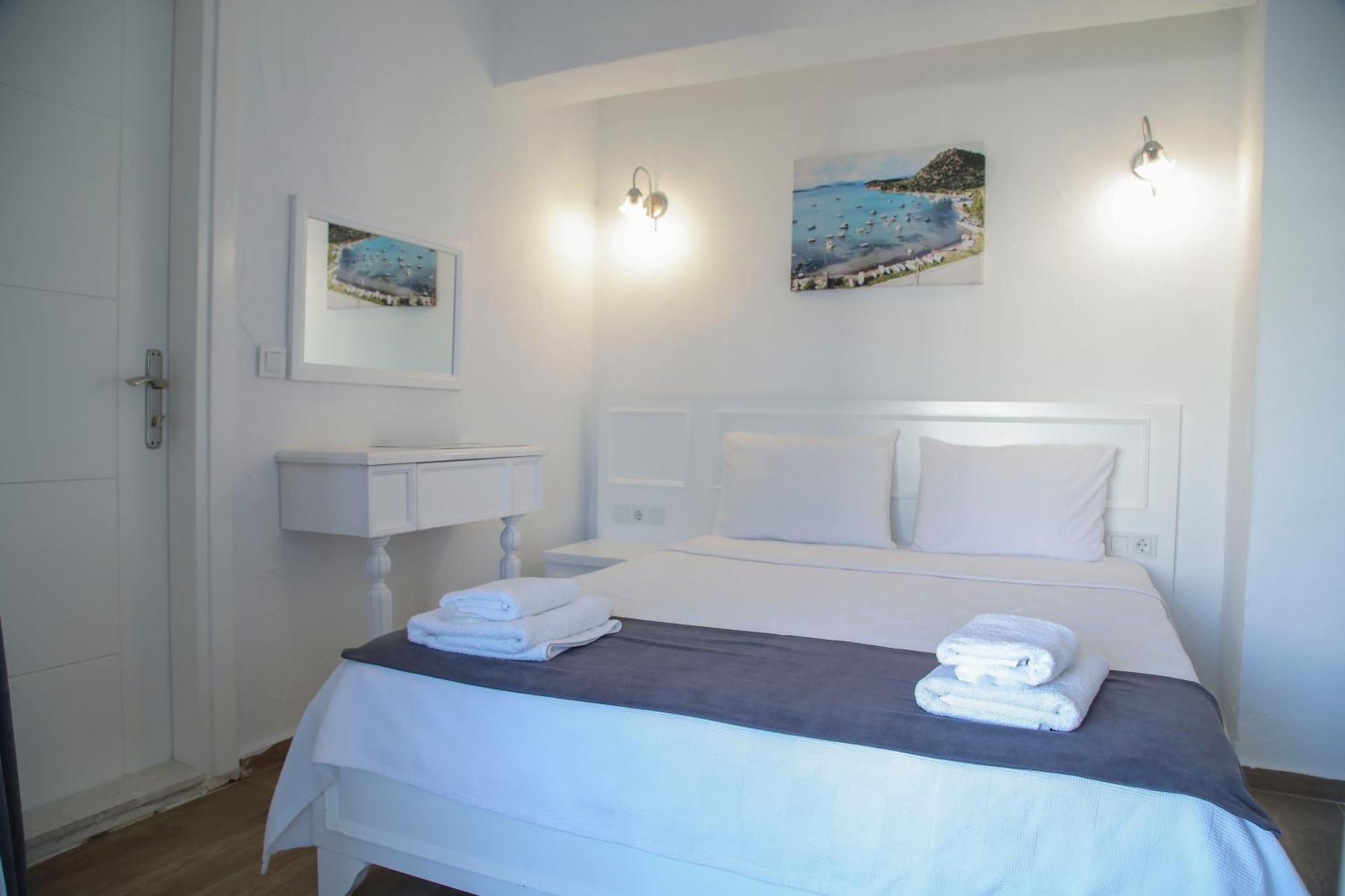 Londia Otel Alaçatı Ngoại thất bức ảnh