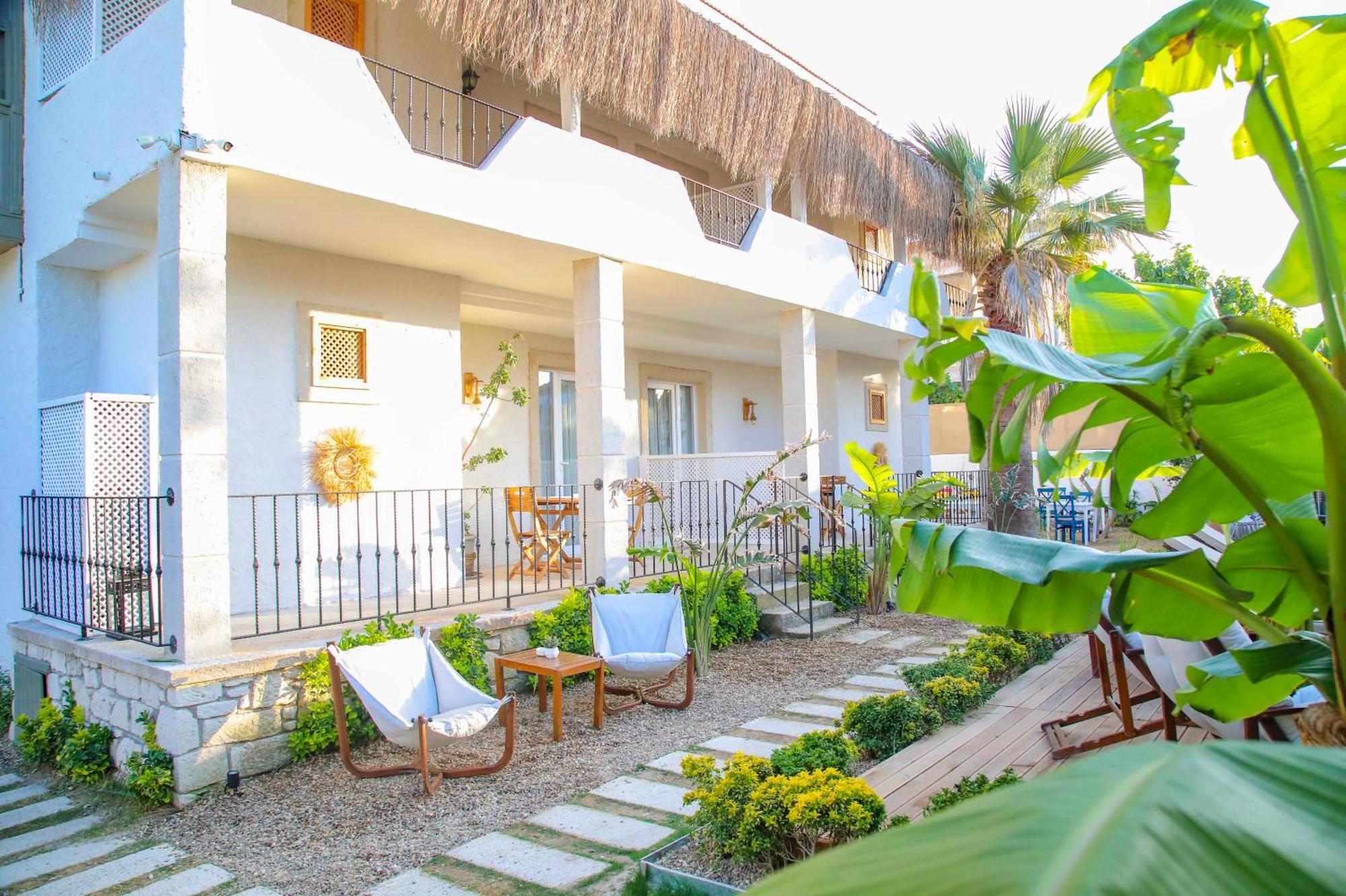 Londia Otel Alaçatı Ngoại thất bức ảnh