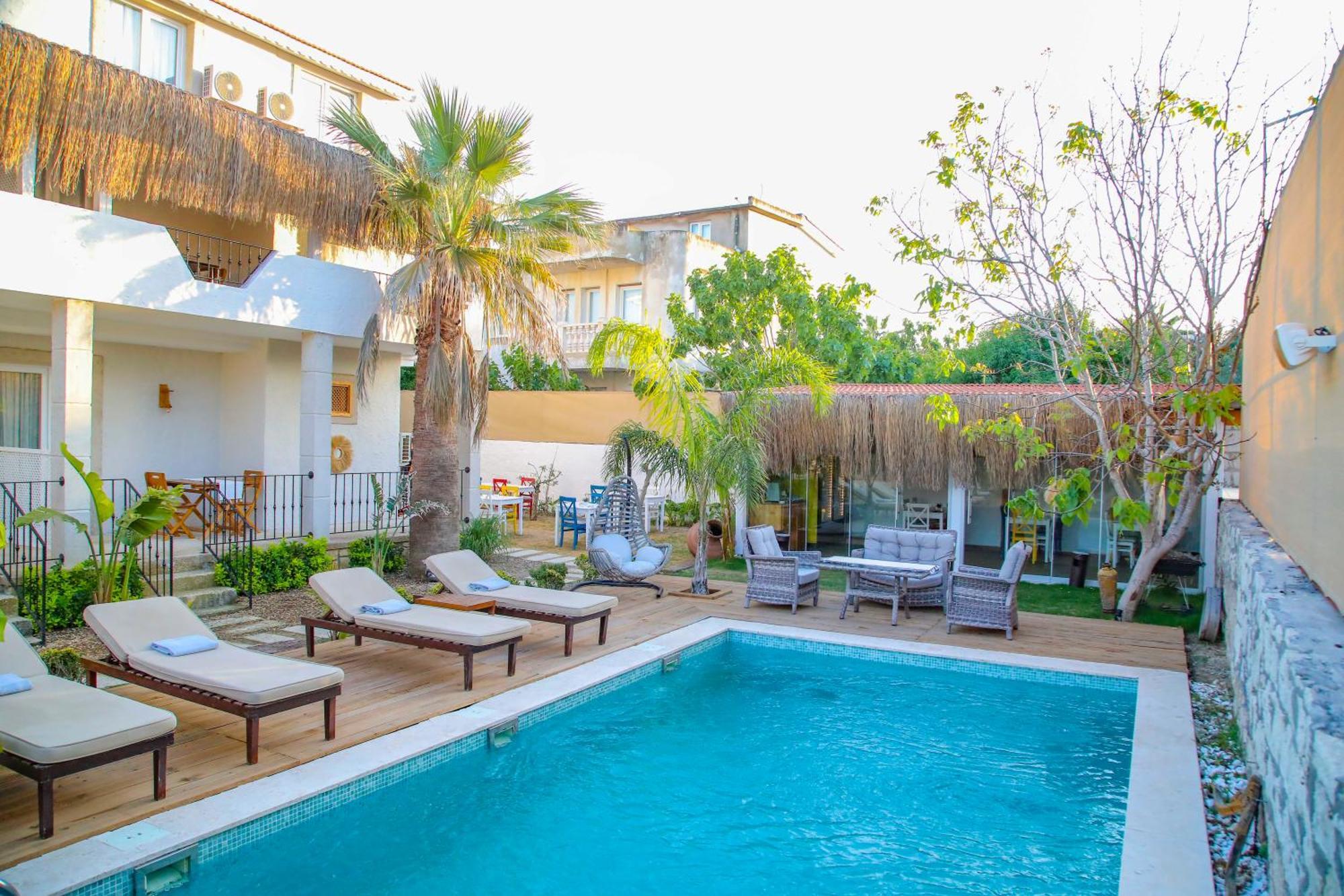 Londia Otel Alaçatı Ngoại thất bức ảnh